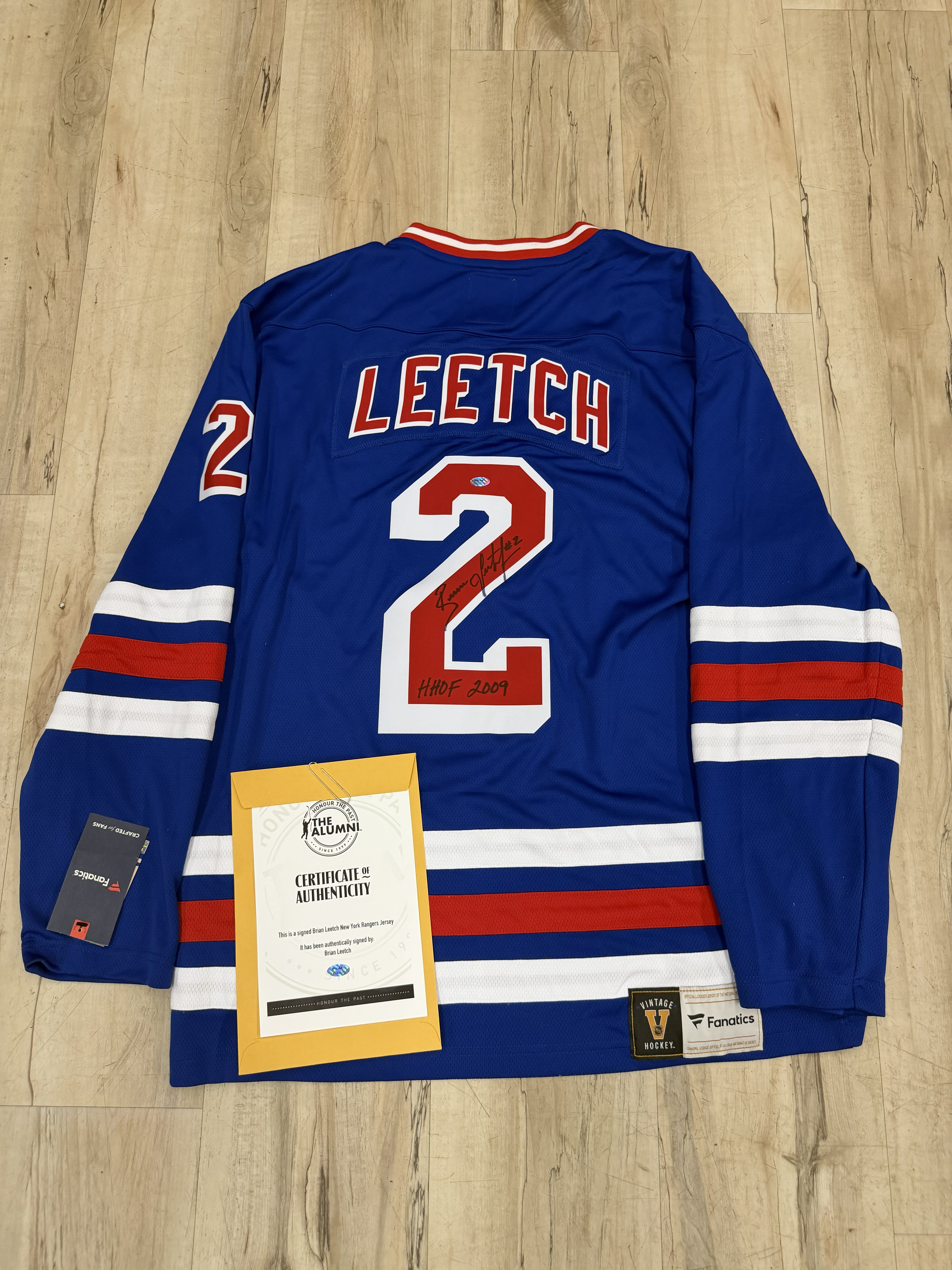 Signed Brian Leetch Jersey with Authentification Certificate