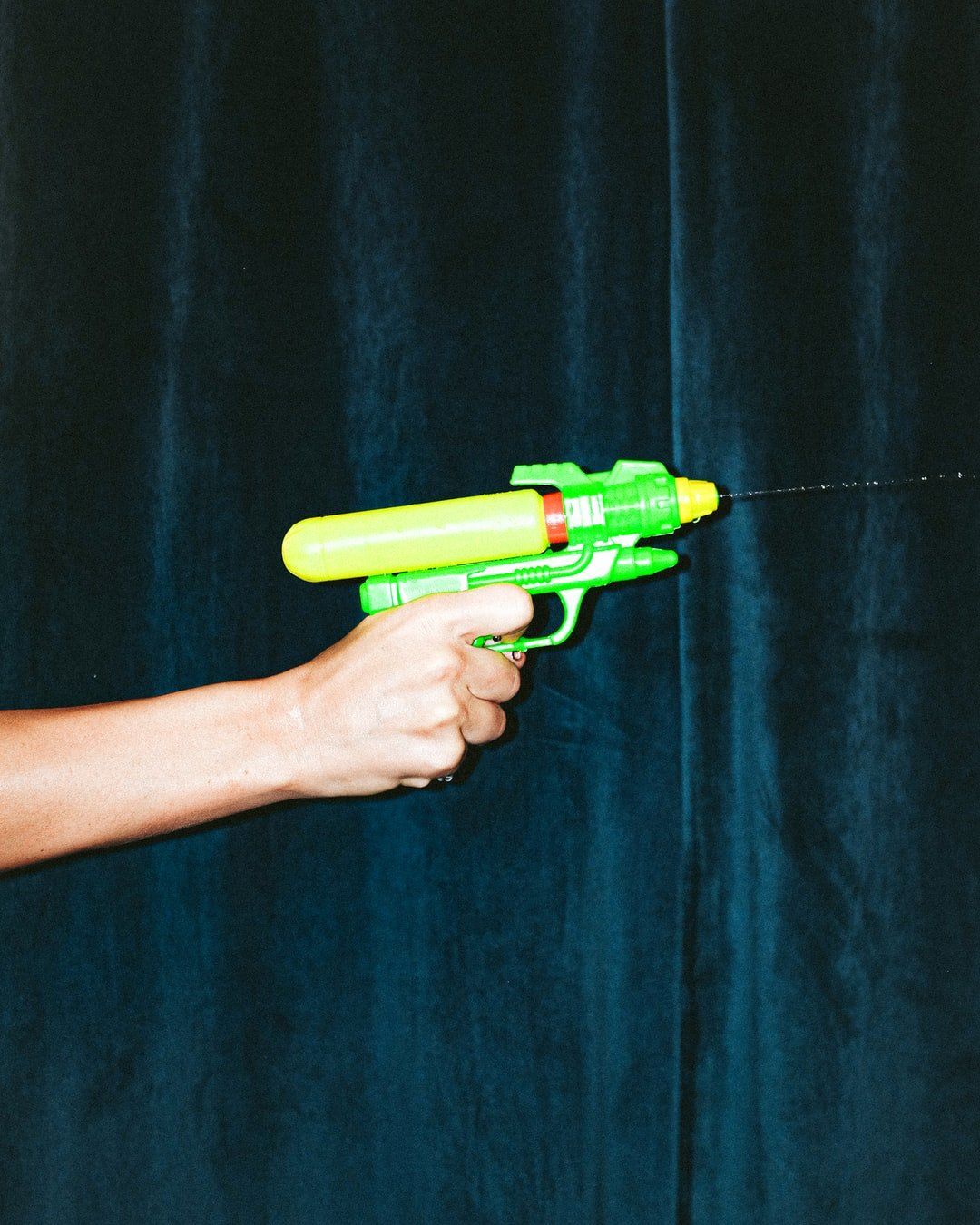 Water blaster battle